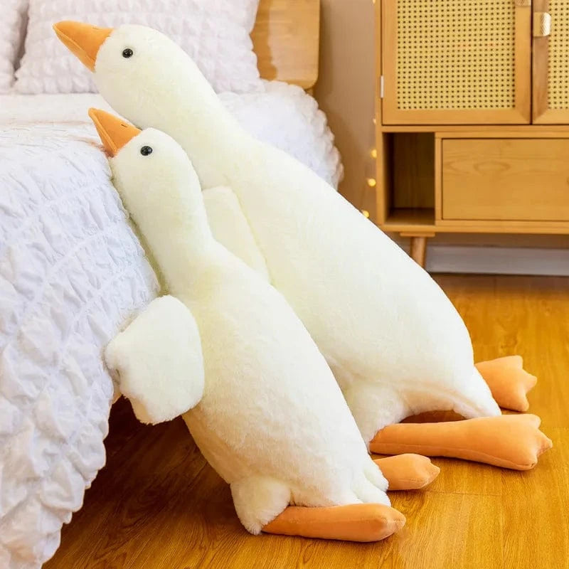 Oie géante en peluche
