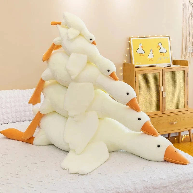 Oie géante en peluche